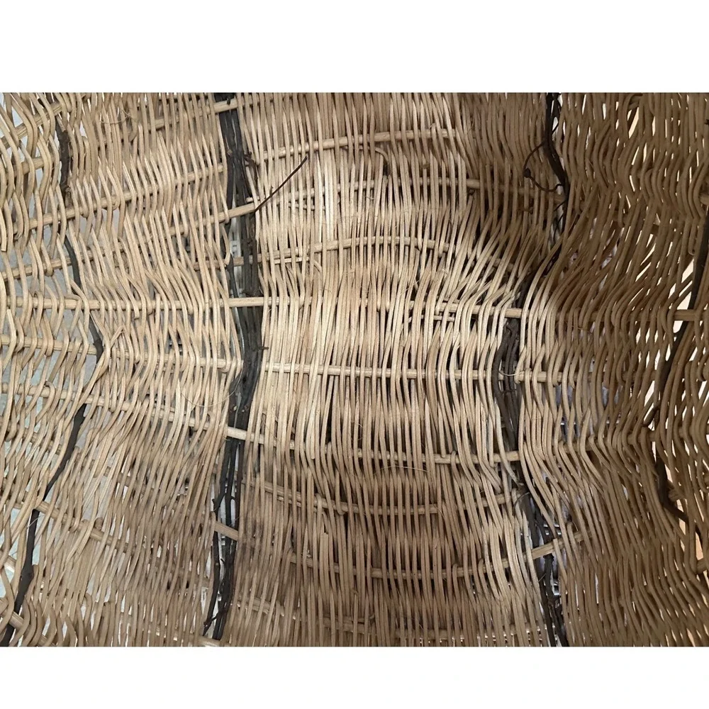 Lg Vtg Handwoven Wicker Gathering Buttock Basket Primitive Egg Farmhouse Decor